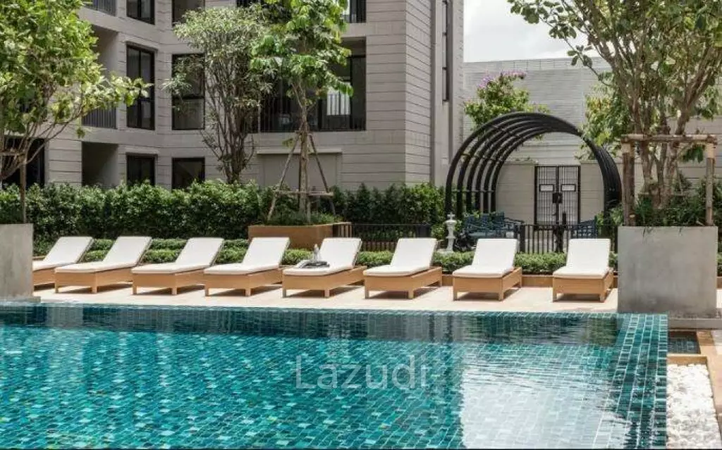 66.1 Sq.m. 2 Beds 2 Baths Condo for Sale