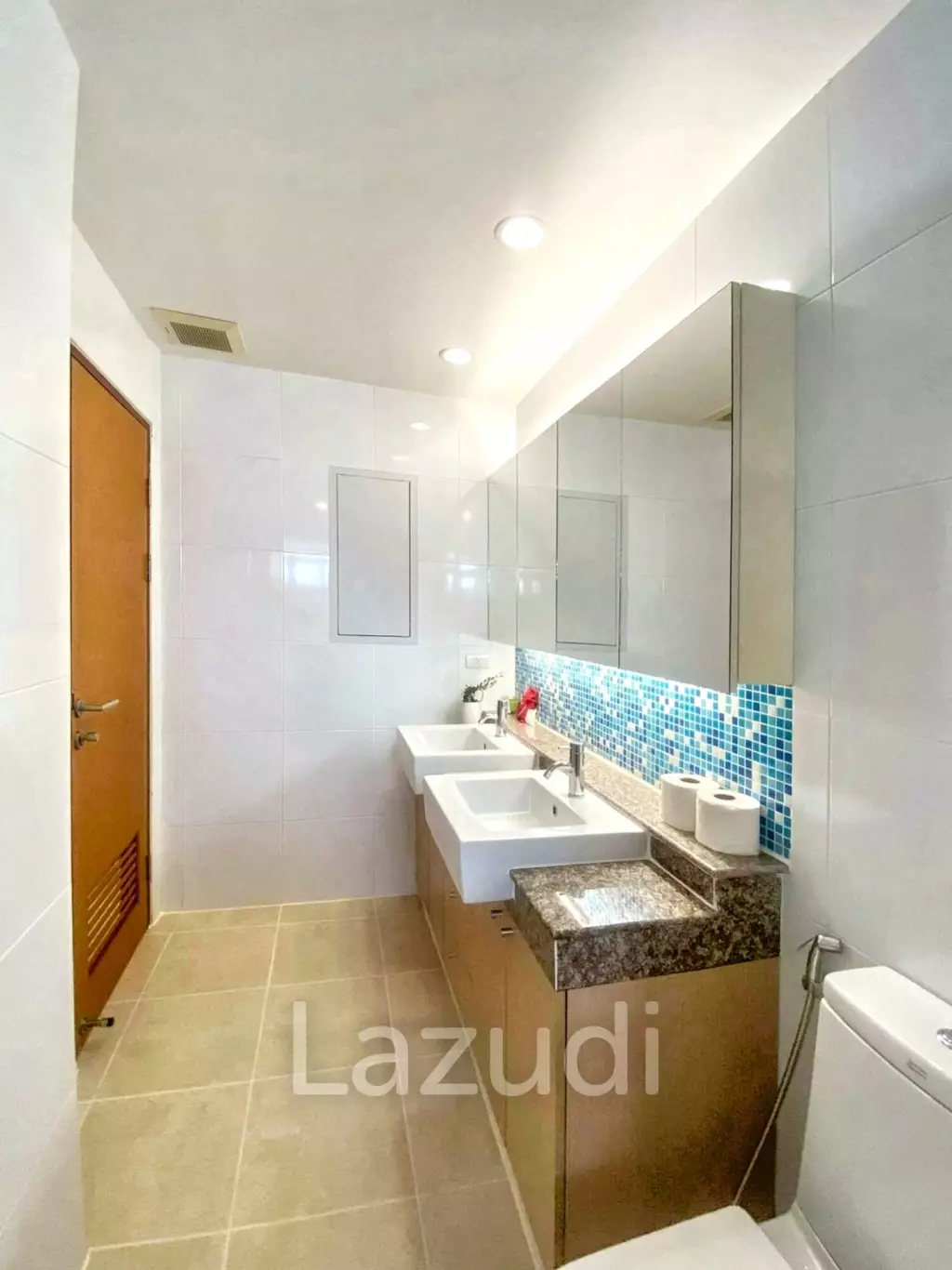 3 Bed 3 Bath 87 SQ.M Residence 52 Condominium