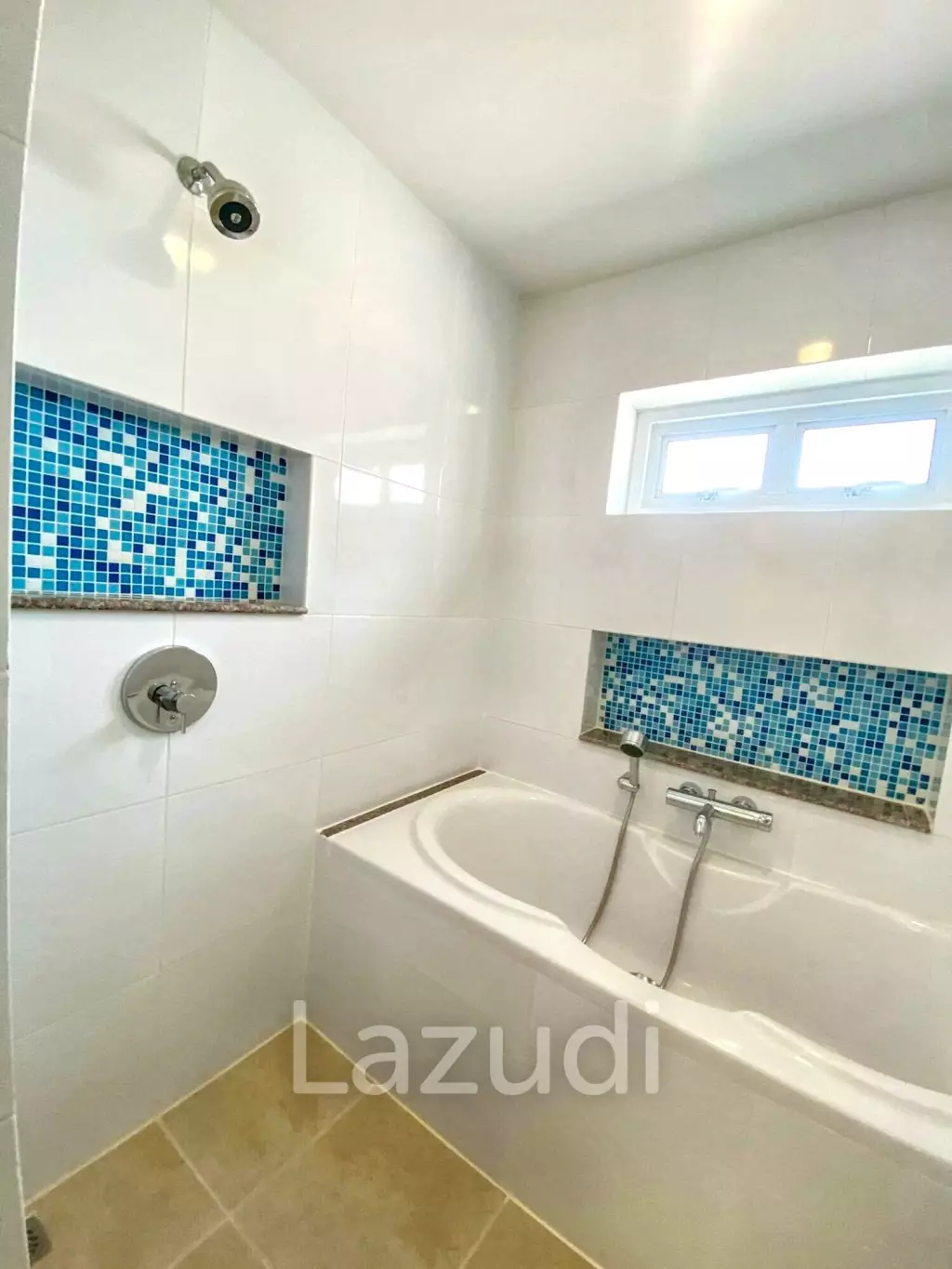 3 Bed 3 Bath 87 SQ.M Residence 52 Condominium