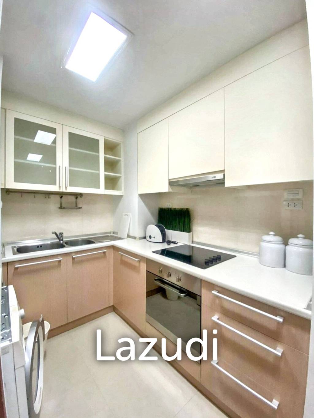 3 Bed 3 Bath 87 SQ.M Residence 52 Condominium