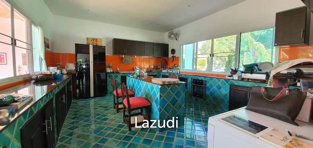 5 Bed Large Modern Villa in Mae Rim