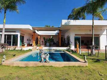 5 Bed Large Modern Villa in Mae Rim