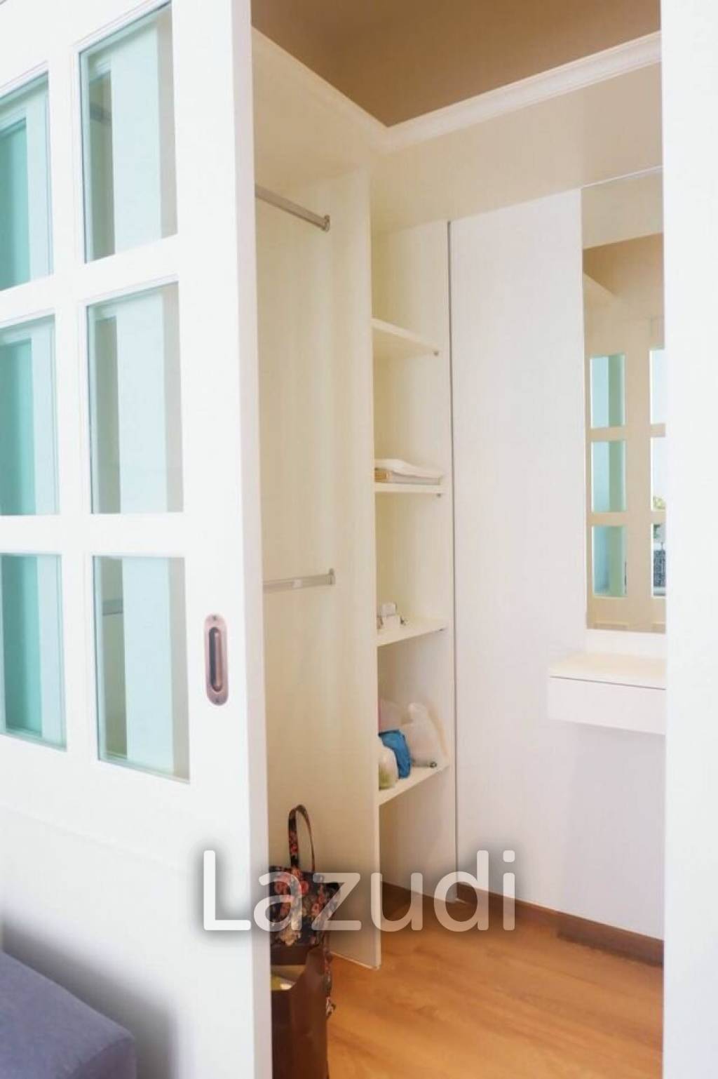 Studio 1 Bath 28 SQ.M Park Origin Phromphong