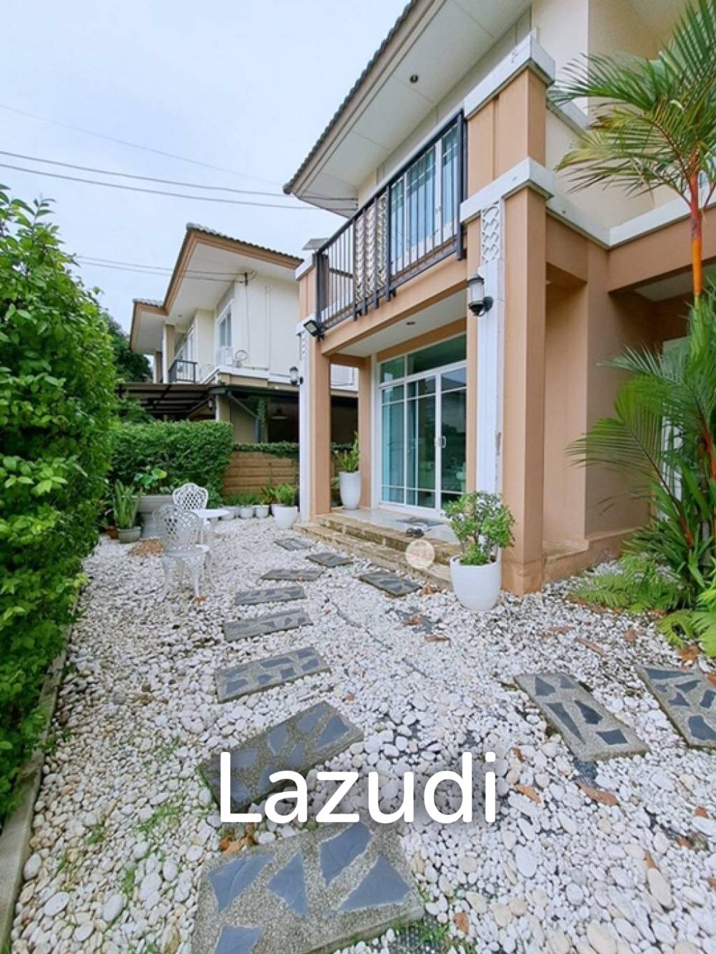 3 Bed 5 Bath House For Sale