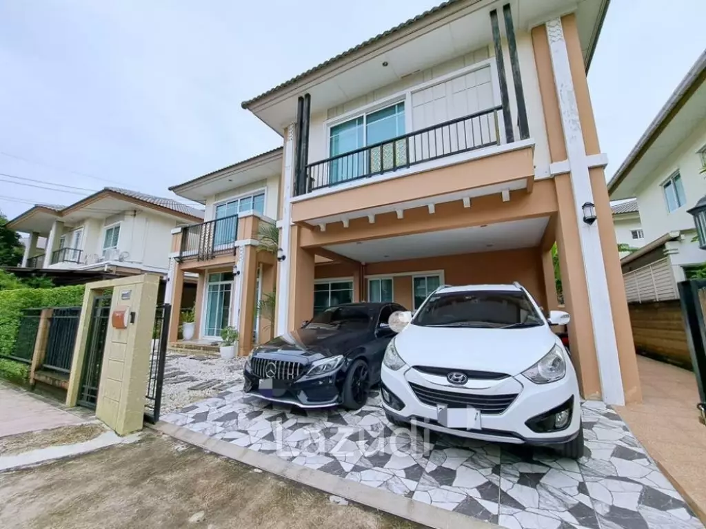 3 Bed 5 Bath House For Sale