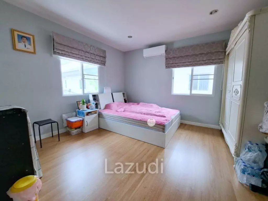 3 Bed 5 Bath House For Sale