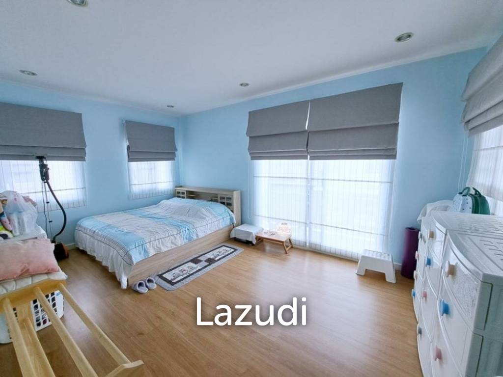 3 Bed 5 Bath House For Sale