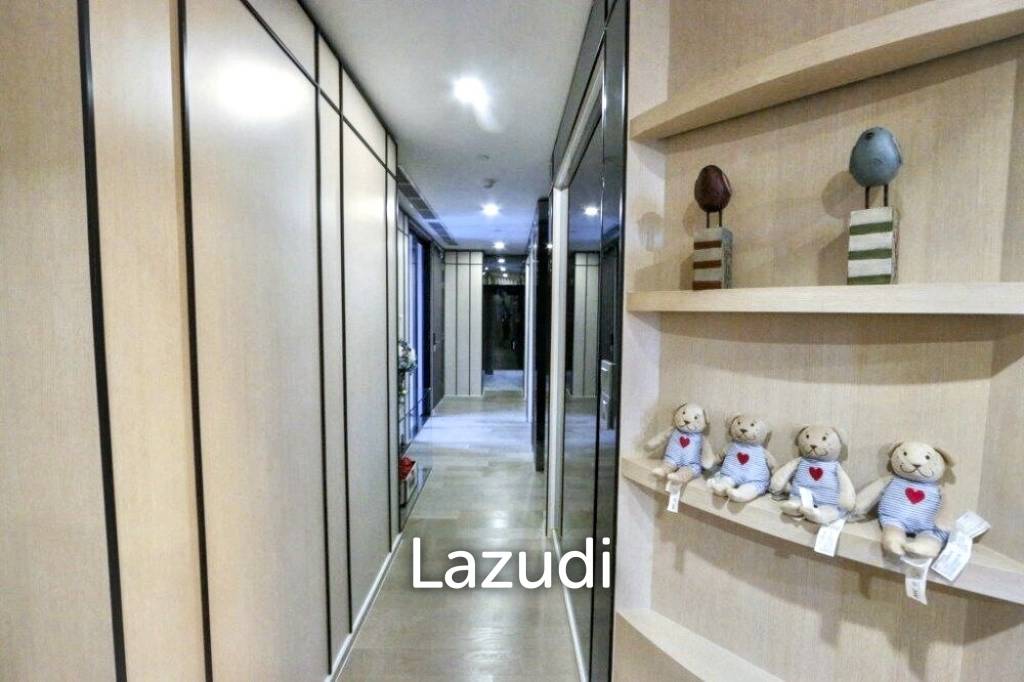 3 Bedrooms 3 Bedrooms 100 SQ.M Ashton Asoke