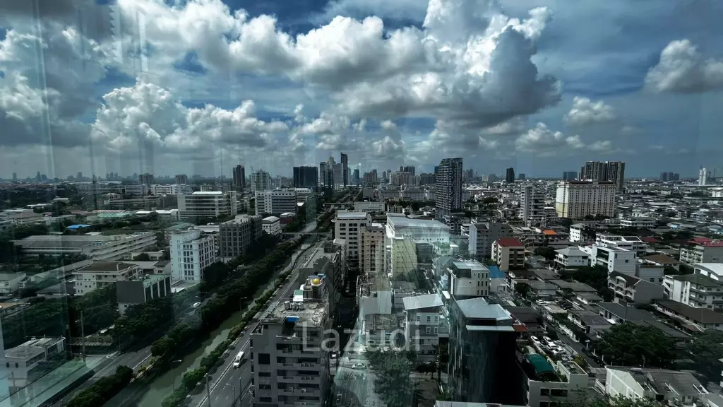Office For Rent At Sathorn Prime