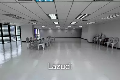 Office For Rent At Sethiwan Tower