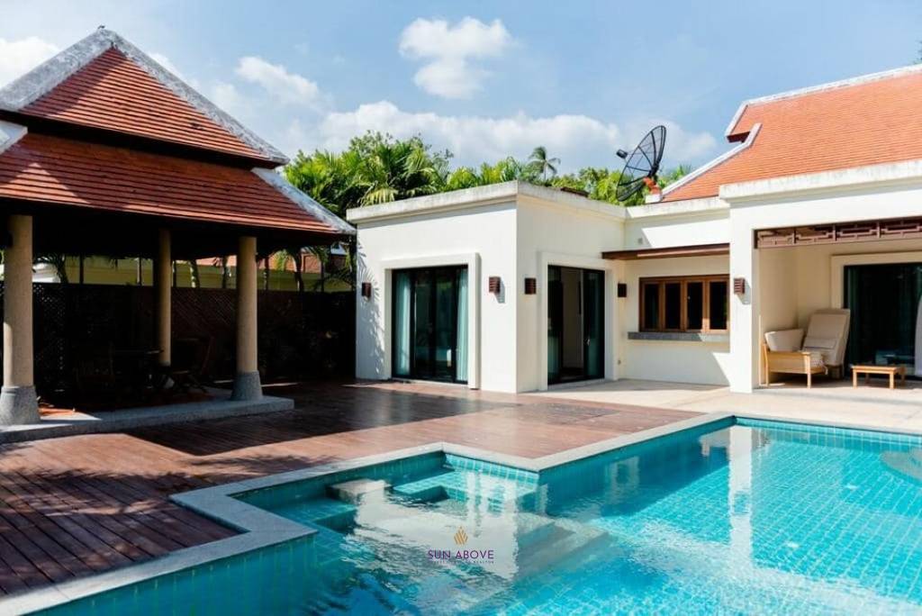 3 Bed 4 Bath Pool Villa For Sale in Nai Harn Baan Bua