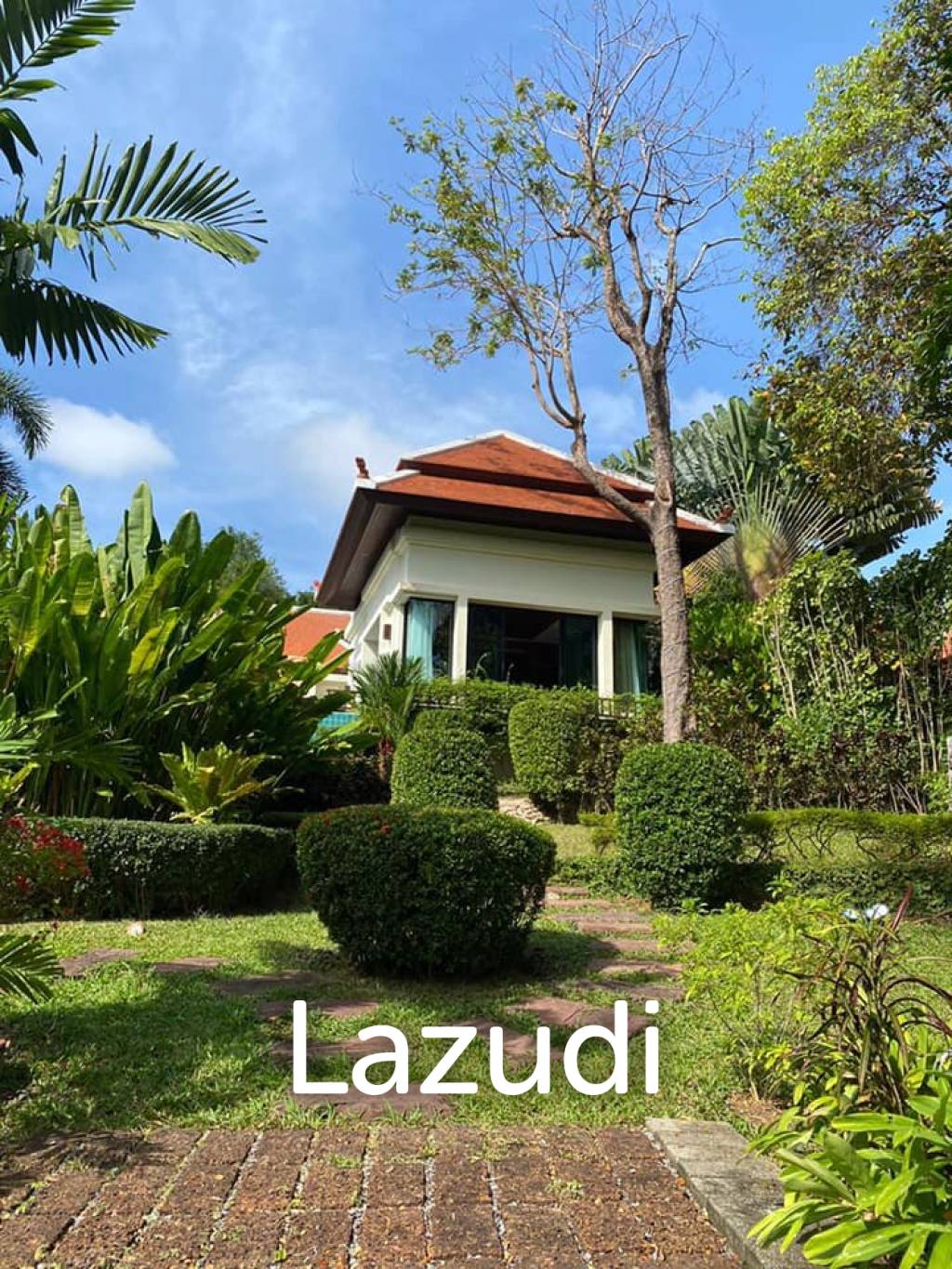 3 Bed 4 Bath Pool Villa For Sale in Nai Harn Baan Bua