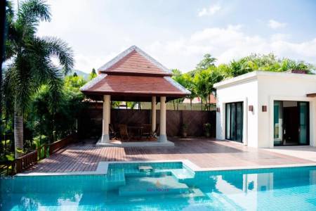 3 Bed 4 Bath Pool Villa For Sale in Nai Harn Baan Bua