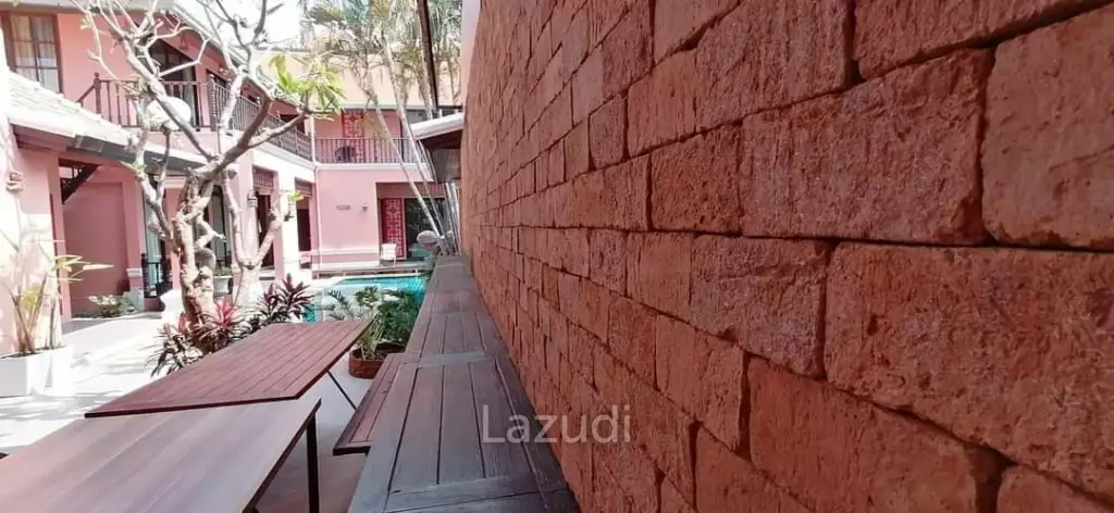 10 Bedrooms 8 Bathroom Villa at Pratamnak