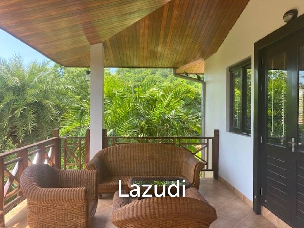 WHITE LOTUS 2 : Stunning 4 Bed Bali Style Mountain View Pool Villa