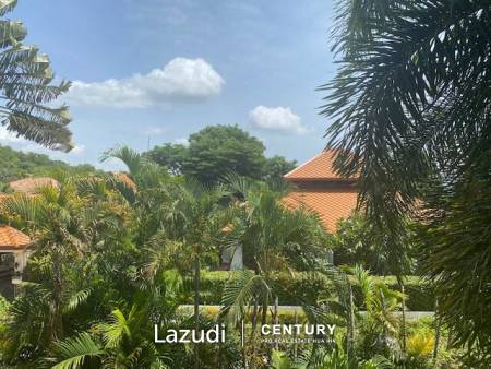 WHITE LOTUS 2 : Stunning 4 Bed Bali Style Mountain View Pool Villa