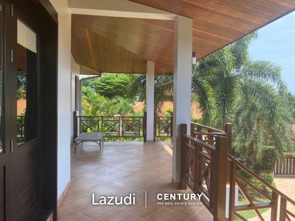 WHITE LOTUS 2 : Stunning 4 Bed Bali Style Mountain View Pool Villa