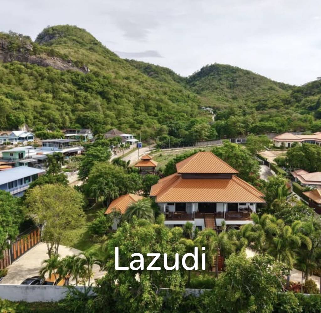 WHITE LOTUS 2 : Stunning 4 Bed Bali Style Mountain View Pool Villa