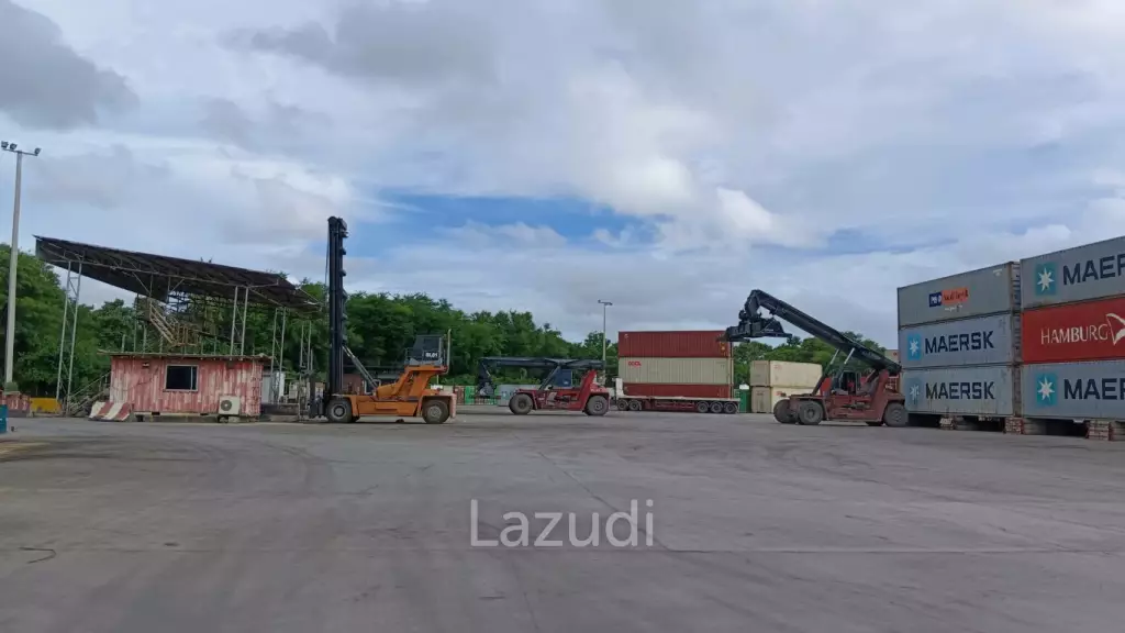 Container Yard for Rent at Leam Chabang