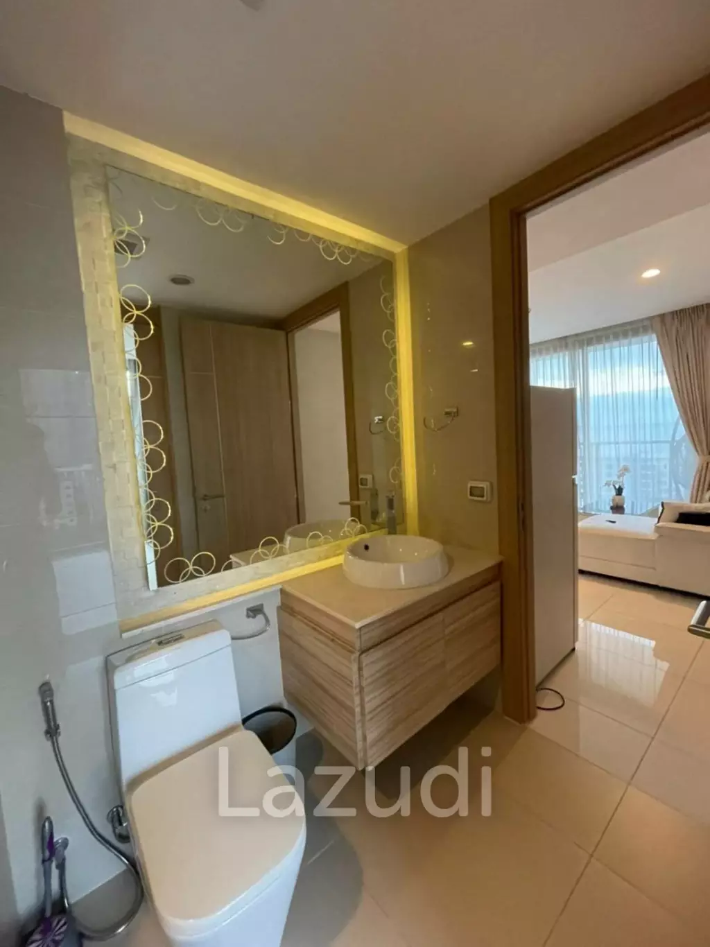2 Bed 2 Bath 70 SQ.M Riviera Wongamat Condo