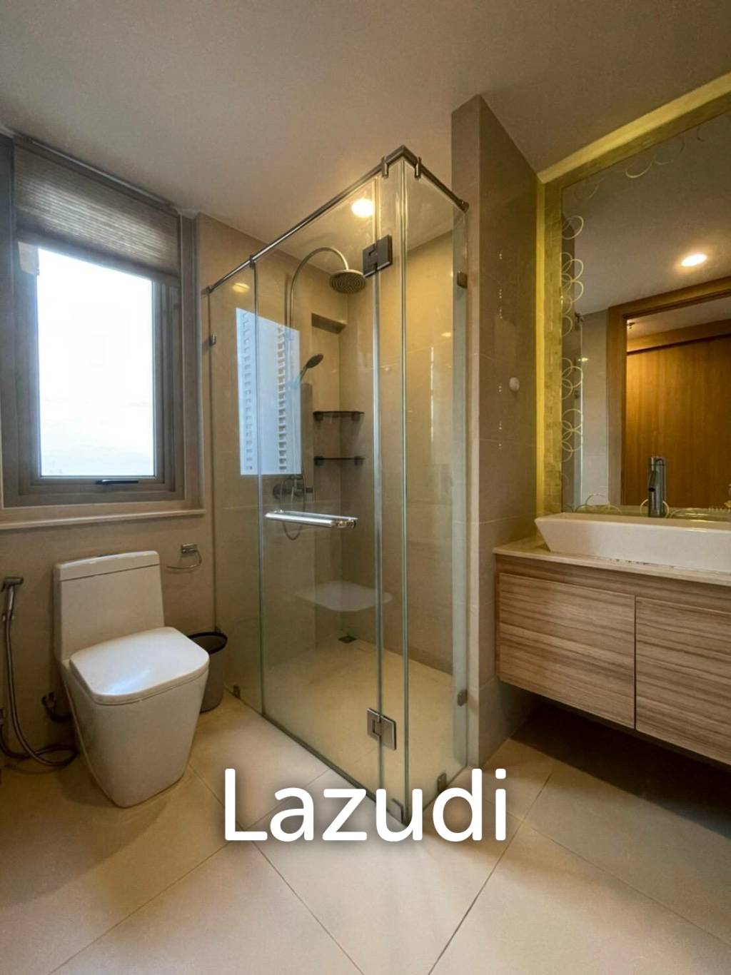 2 Bed 2 Bath 70 SQ.M Riviera Wongamat Condo