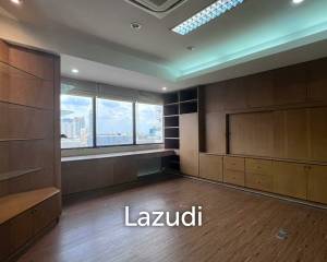 Office For Rent At RS Tower