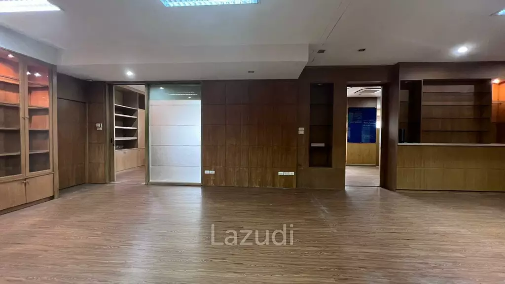 Office For Rent At RS Tower