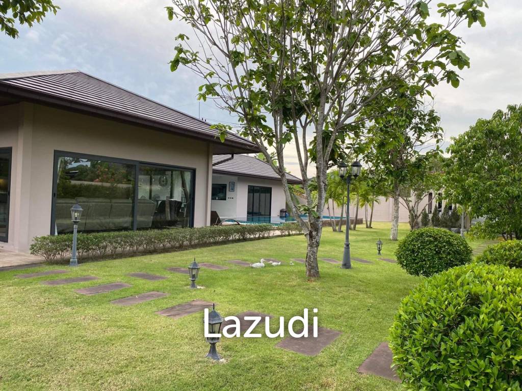 3 Bedrooms 500SQ.M Baan Pattaya 5