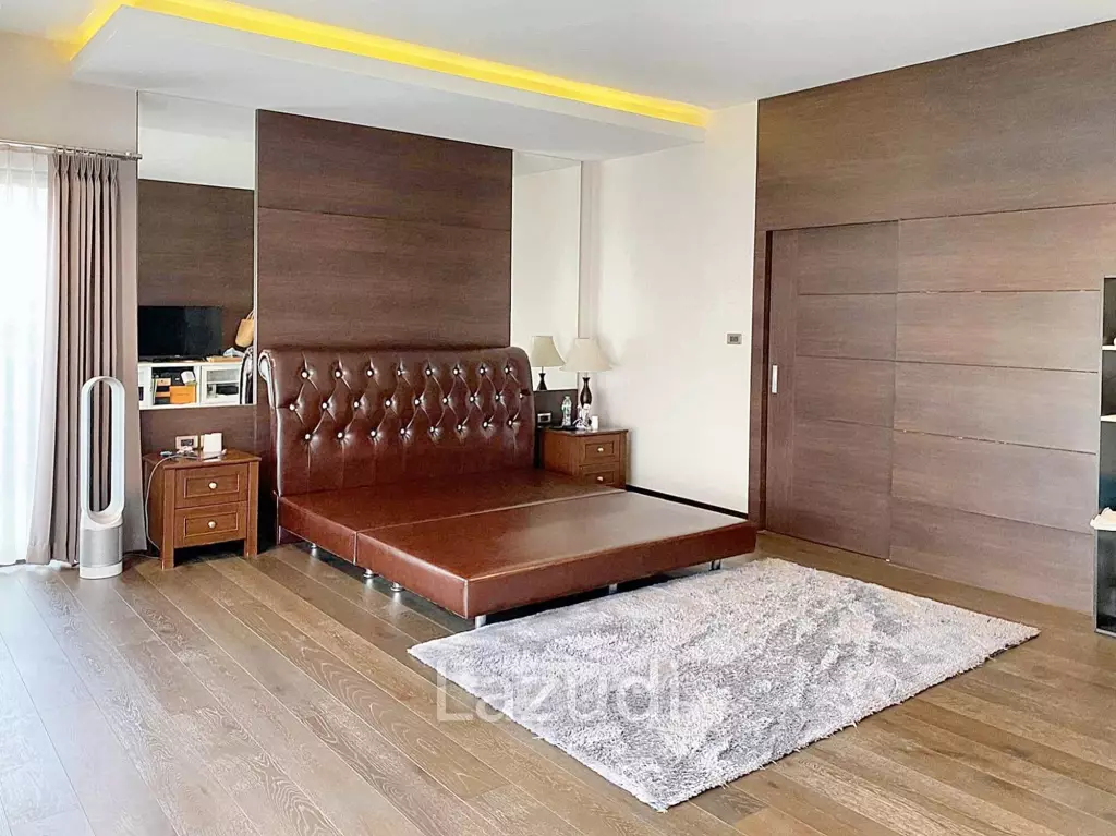 3 Bedrooms 500SQ.M Baan Pattaya 5