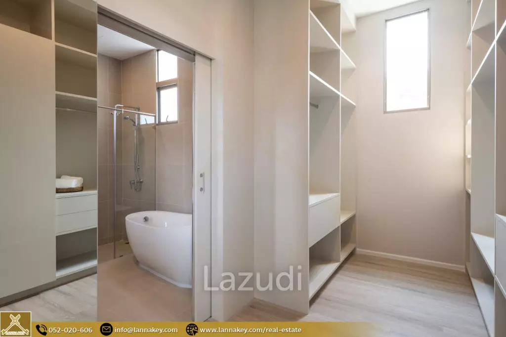 Modern Detached Houses for Sale in Project
