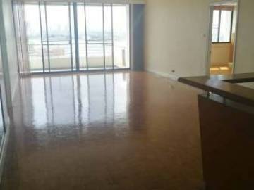 Riverine Place 3 bedroom property for sale