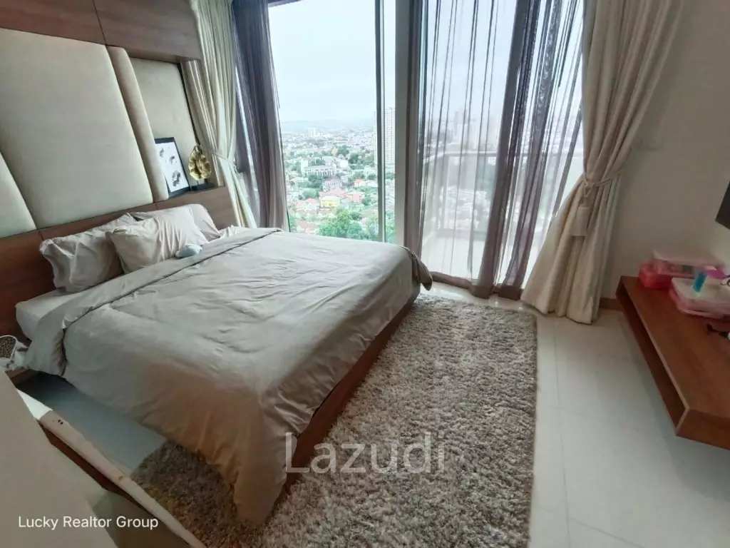 Riviera Wongamat Condo for Sale