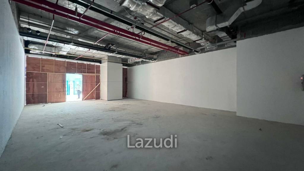 Retail For Rent At AIA Capital Center