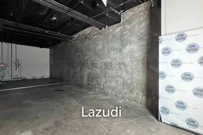 Retail For Rent At AIA Capital Center