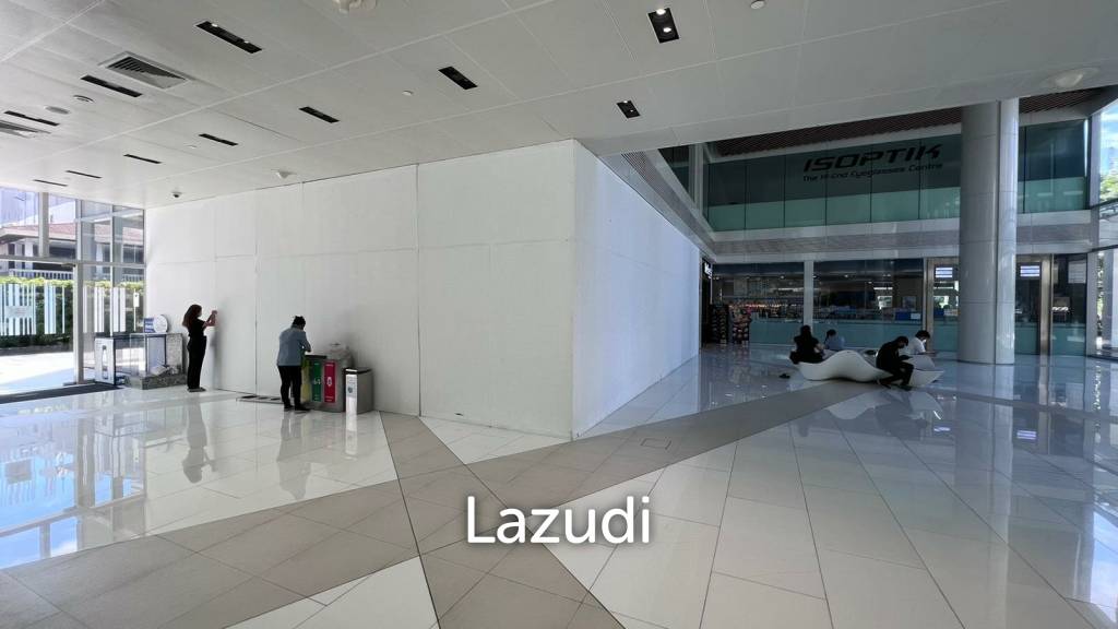 Retail For Rent At AIA Capital Center