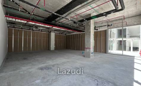 Retail For Rent At AIA Capital Center