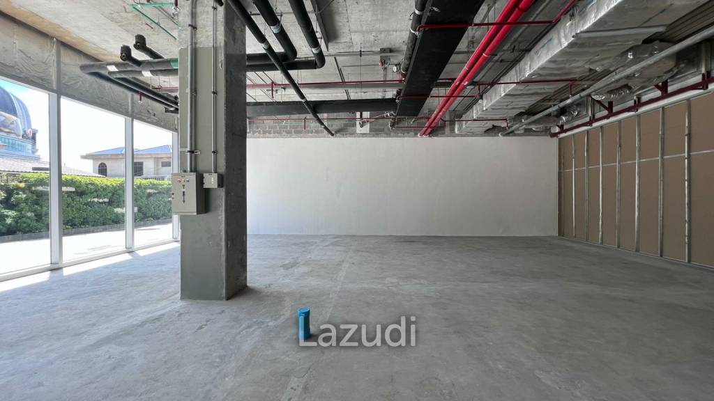 Retail For Rent At AIA Capital Center