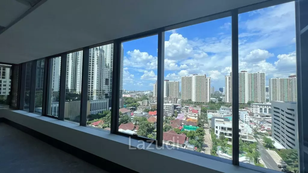 Retail For Rent At The Ninth Tower
