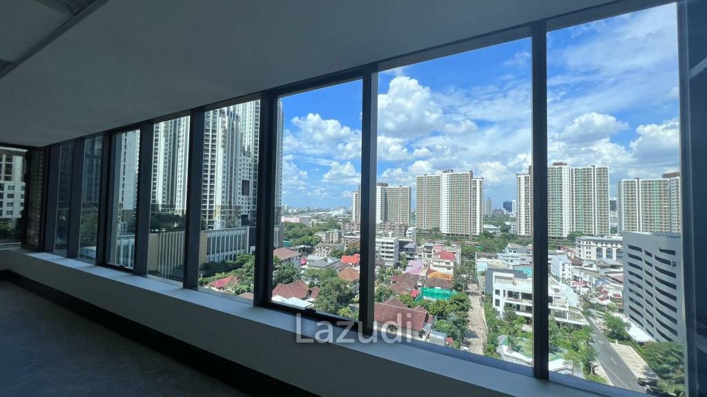 Retail For Rent At The Ninth Tower