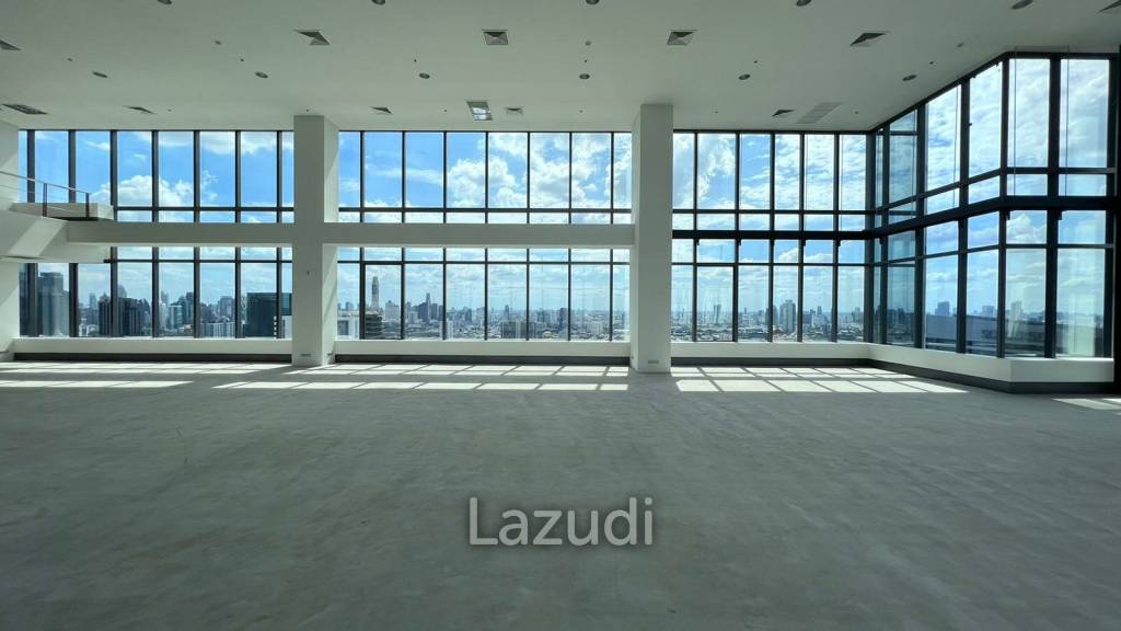 Retail For Rent At The Ninth Tower