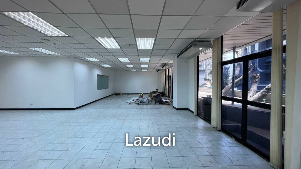 Office For Rent At Chamnan Phenjati