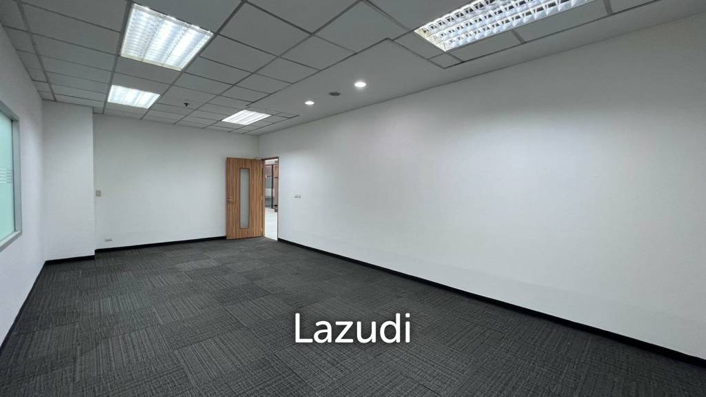 Office For Rent At Chamnan Phenjati