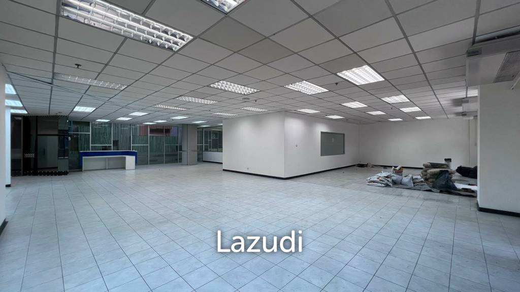 Office For Rent At Chamnan Phenjati