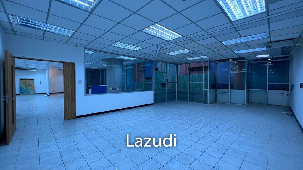 Office For Rent At Chamnan Phenjati