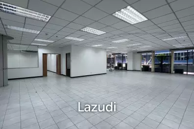 Office For Rent At Chamnan Phenjati