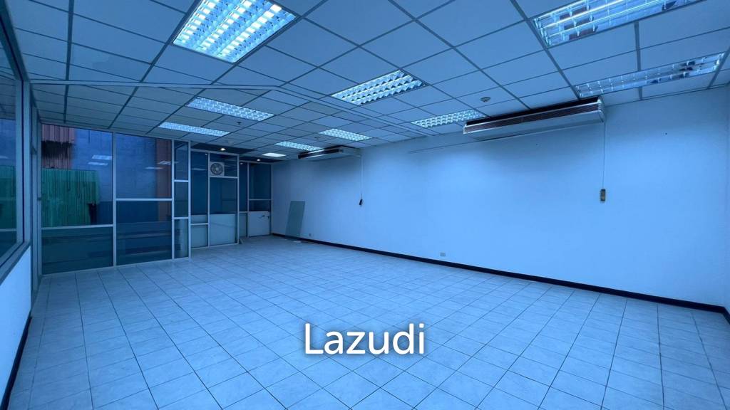 Office For Rent At Chamnan Phenjati