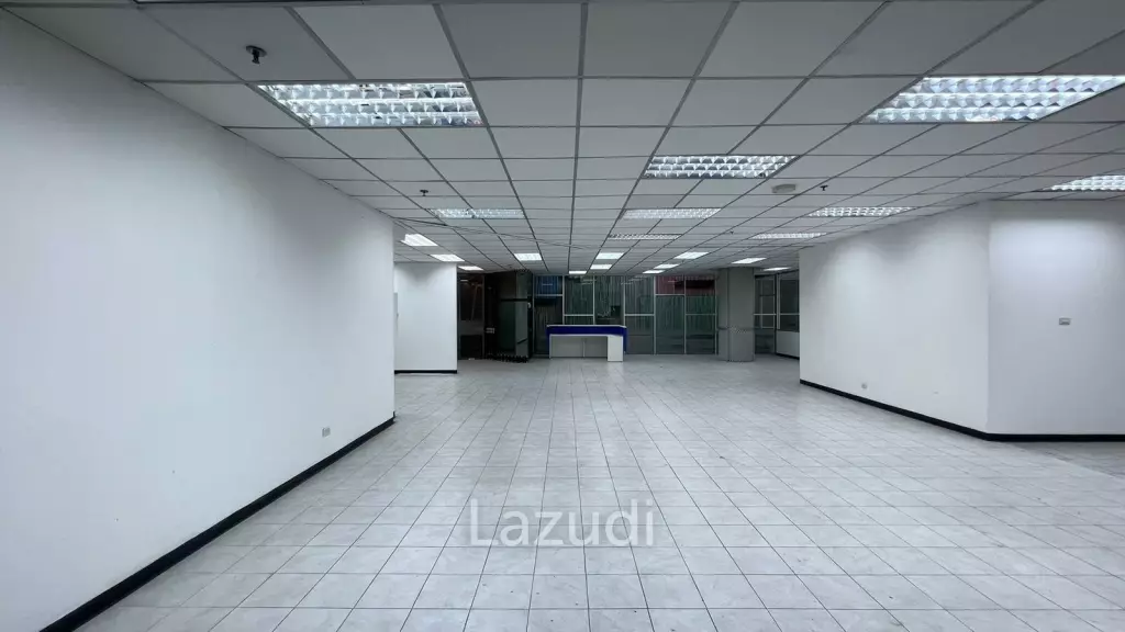 Office For Rent At Chamnan Phenjati