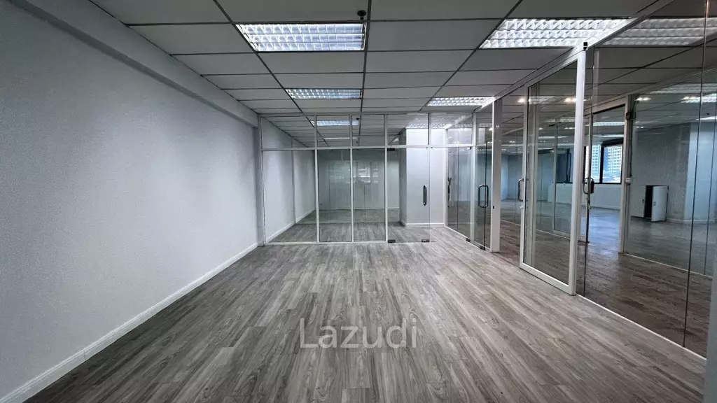 Office For Rent At Chamnan Phenjati