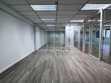 Office For Rent At Chamnan Phenjati