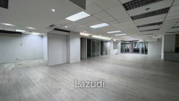 Office For Rent At Chamnan Phenjati